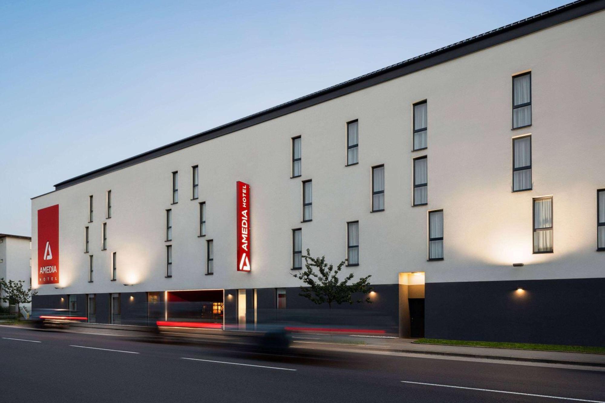 Amedia Linz, Trademark Collection By Wyndham Hotel Exterior foto